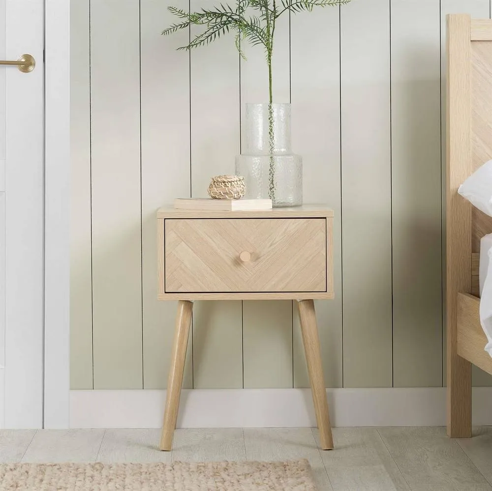 Birlea 1 Drawer Oak Brown Wooden Bedside Herringford in Light Oak