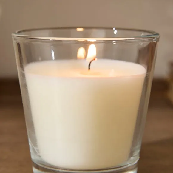 Spiced Apple & Cinnamon Candle 2