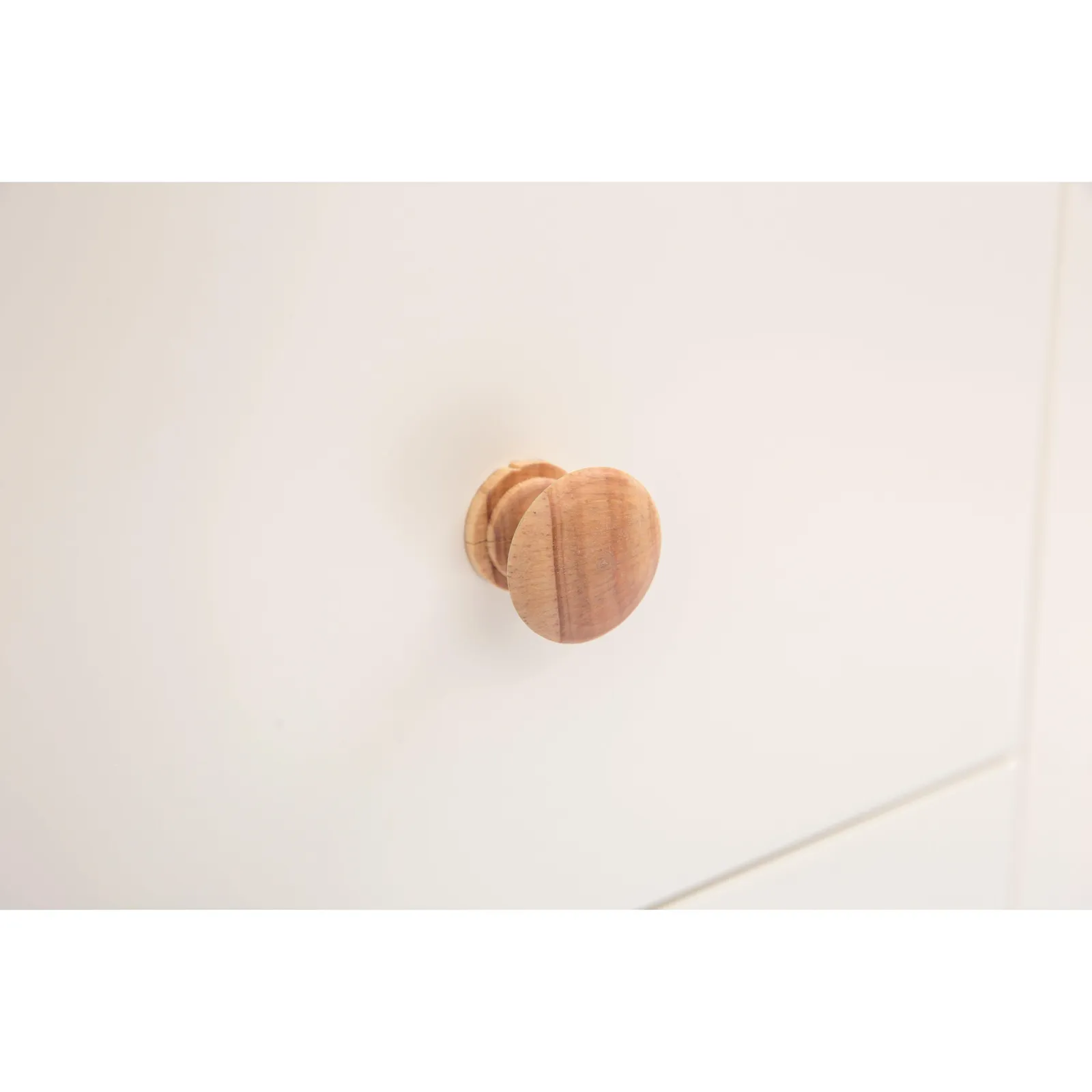 Cabinet Bits Maggiori 5 Drawer Narrow Chest of Drawers Wood Knob in Off-White 6