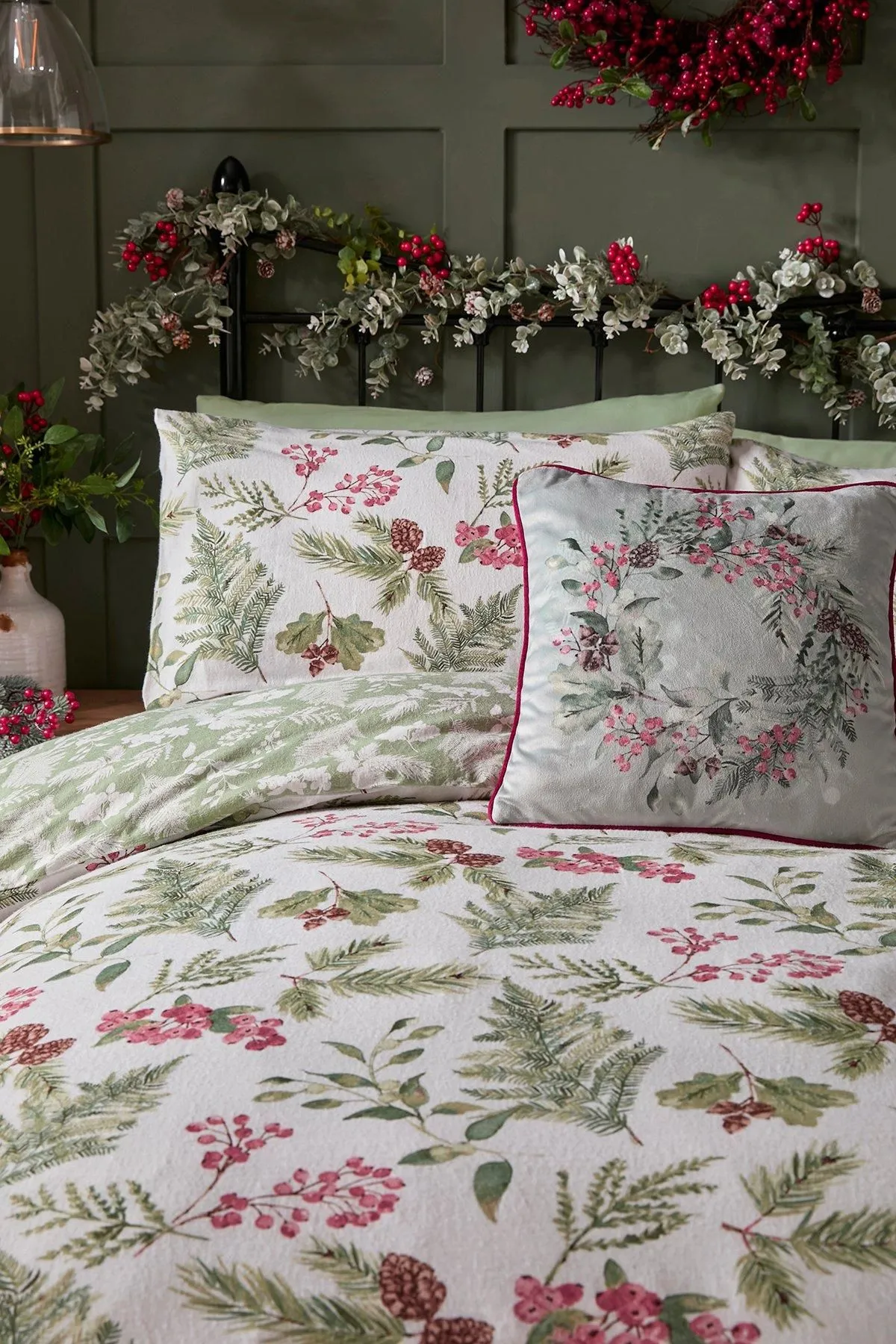 Dreams & Drapes 'Winter Sprigs' Watercolour Print 100% Brushed Cotton Duvet Cover Set in Green 2
