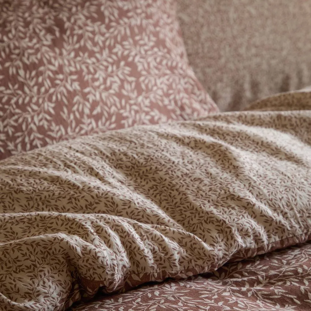 Yard Perrie Leaf Muslin 100% Cotton Duvet Cover Set in Walnut 3