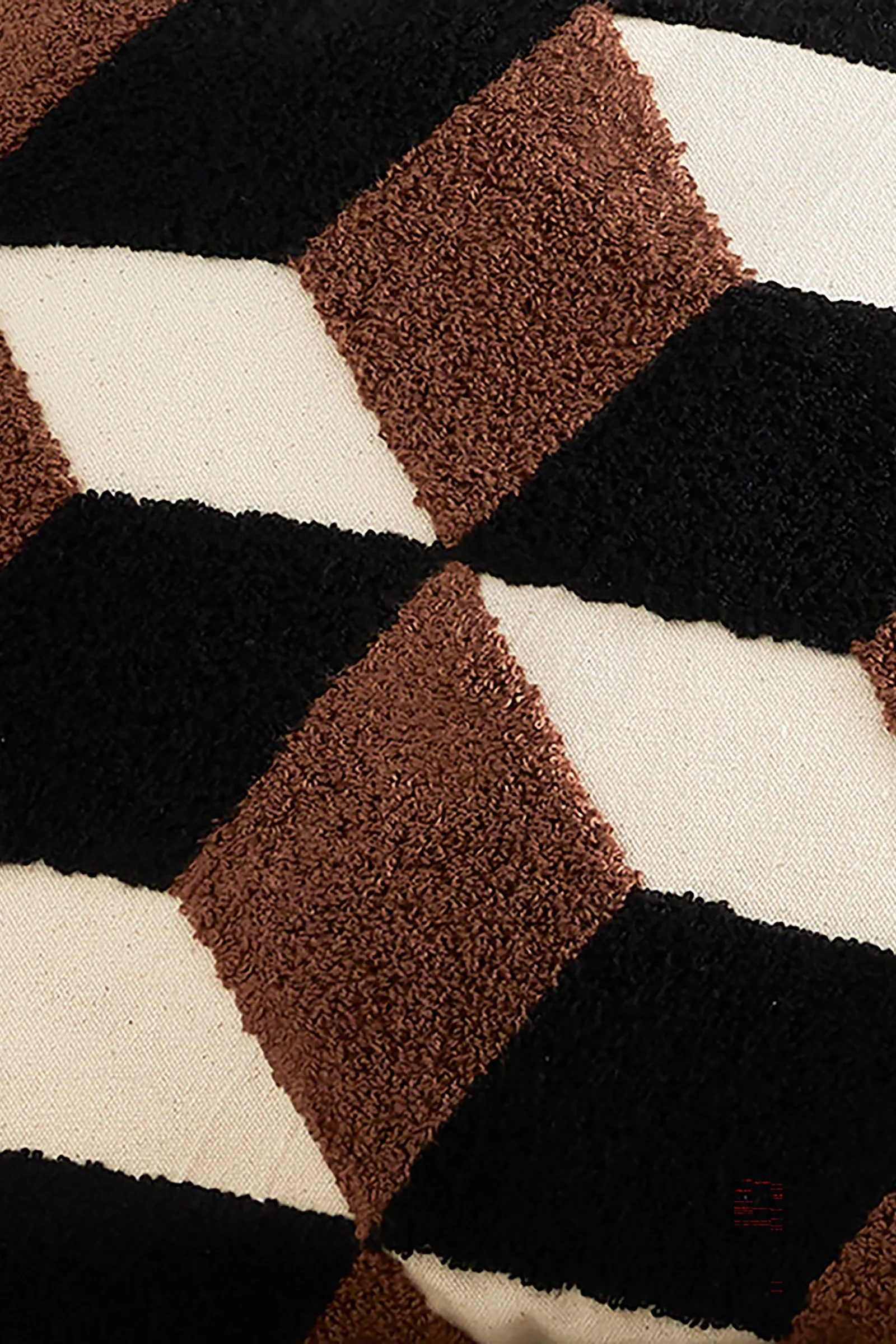 Appletree 'Jett' Tufted Geo Textured Filled Cushion 4
