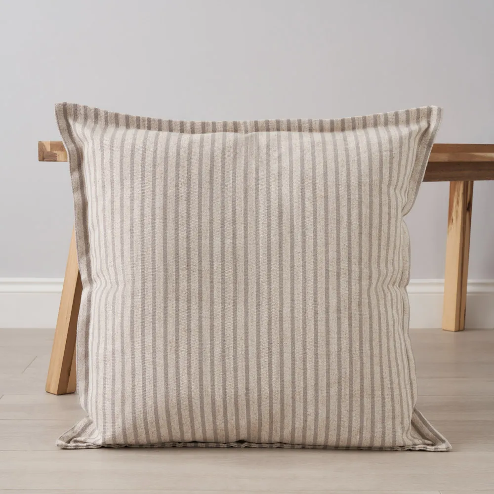 Martha Cushion, Natural 1