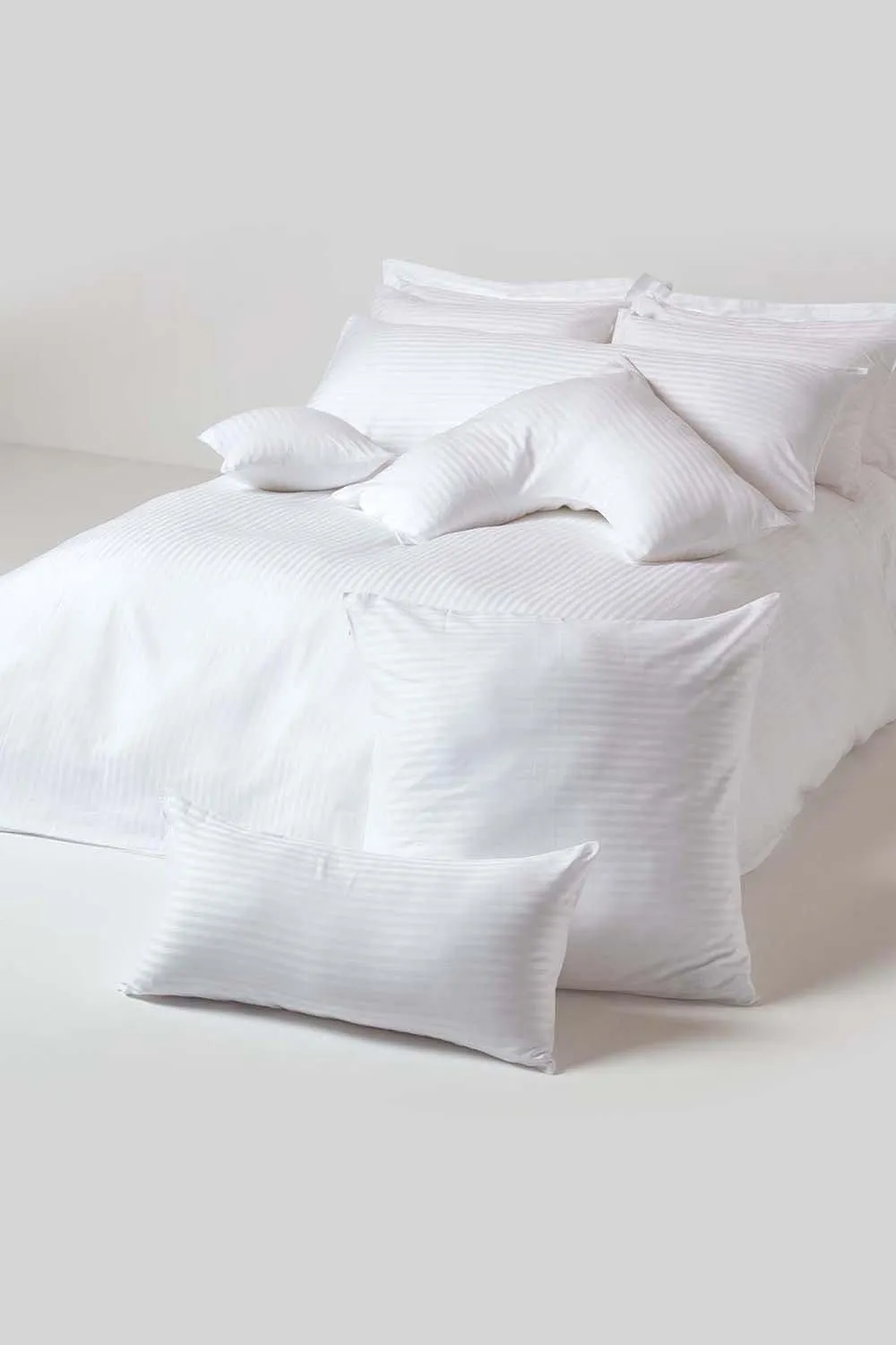 Homescapes Egyptian Cotton Ultrasoft Housewife Pillowcase 330 TC, King Size in White 5