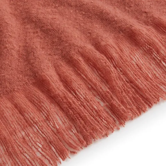 Brushed Boucle Throw Blanket 3