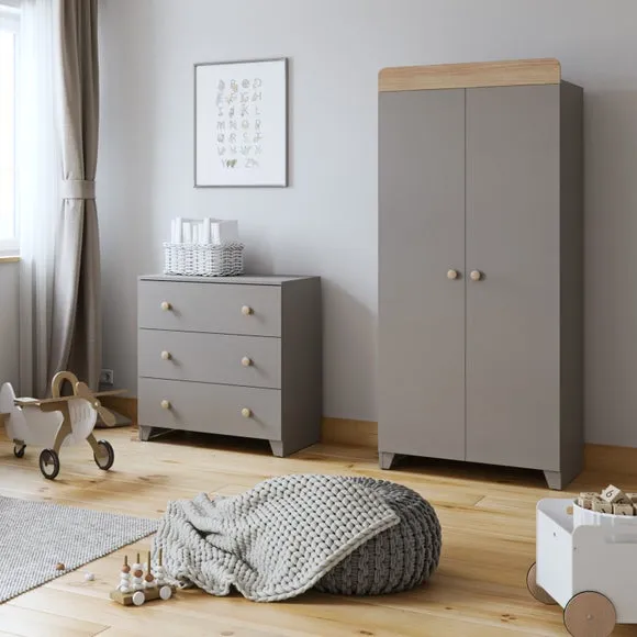 Little Acorns Classic Oak Effect 3 Drawer Chest and Wardrobe Nursery Set 6