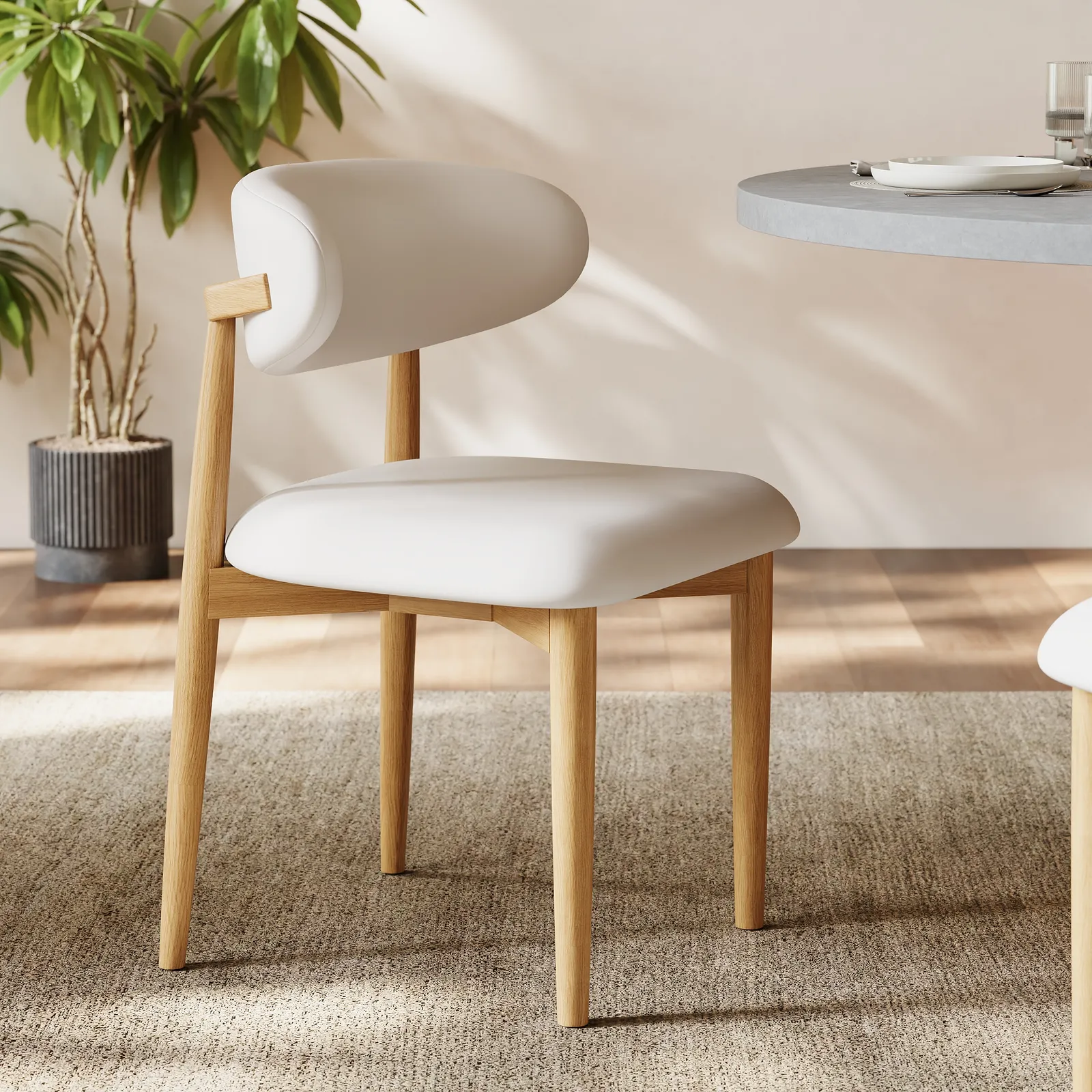 Modern PU Leather Dining Chair with Rubber Wood Legs, 1 Piece