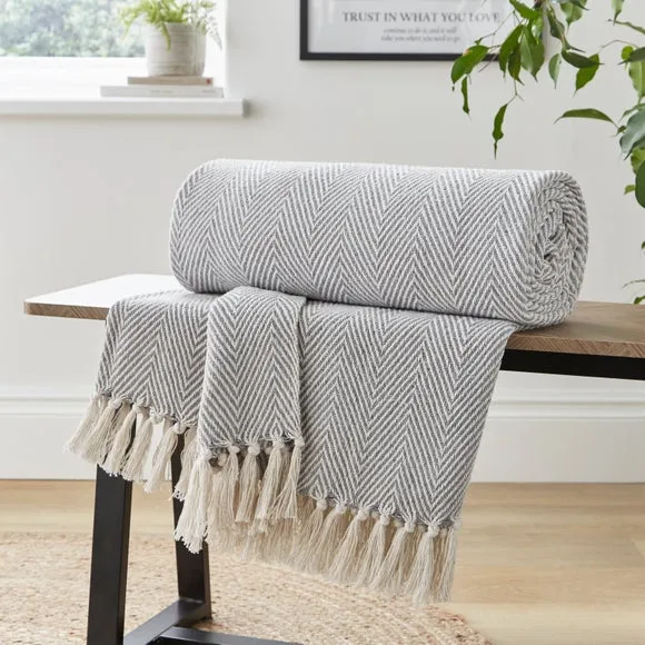 Jenson Herringbone Throw Blanket 1