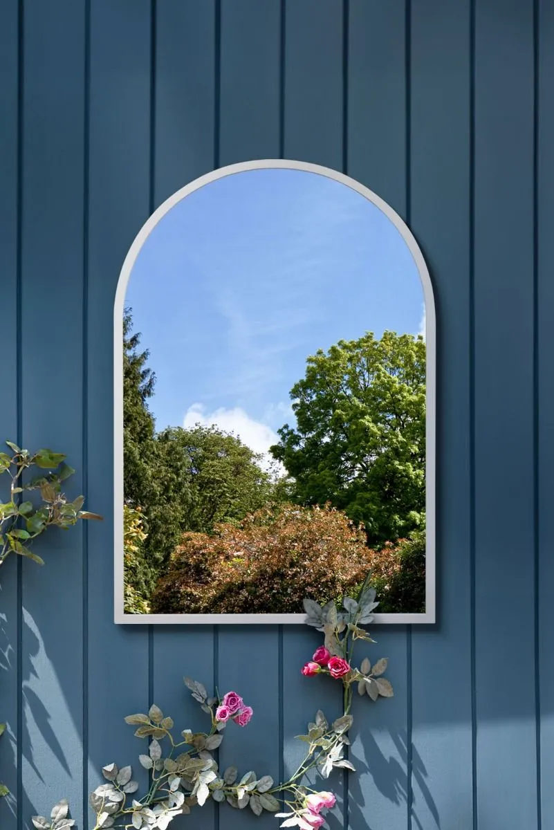 MirrorOutlet White Metal Framed Arched Garden Wall Mirror 39" X 27" (100CM X 70CM)