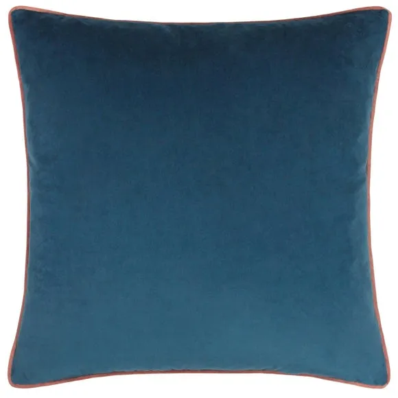 Furn. Square Cushion 2