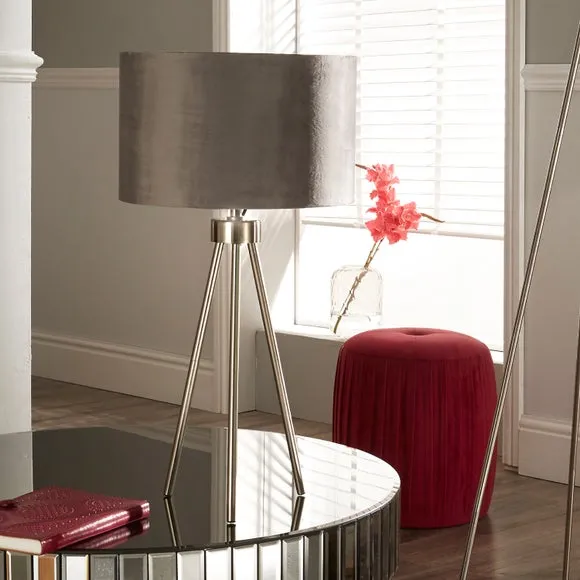 Houston Tripod Table Lamp 1