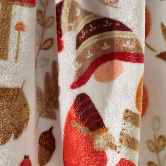 Catherine Lansfield Woodland Gnomes Throw Blanket 130cm x 170cm 2