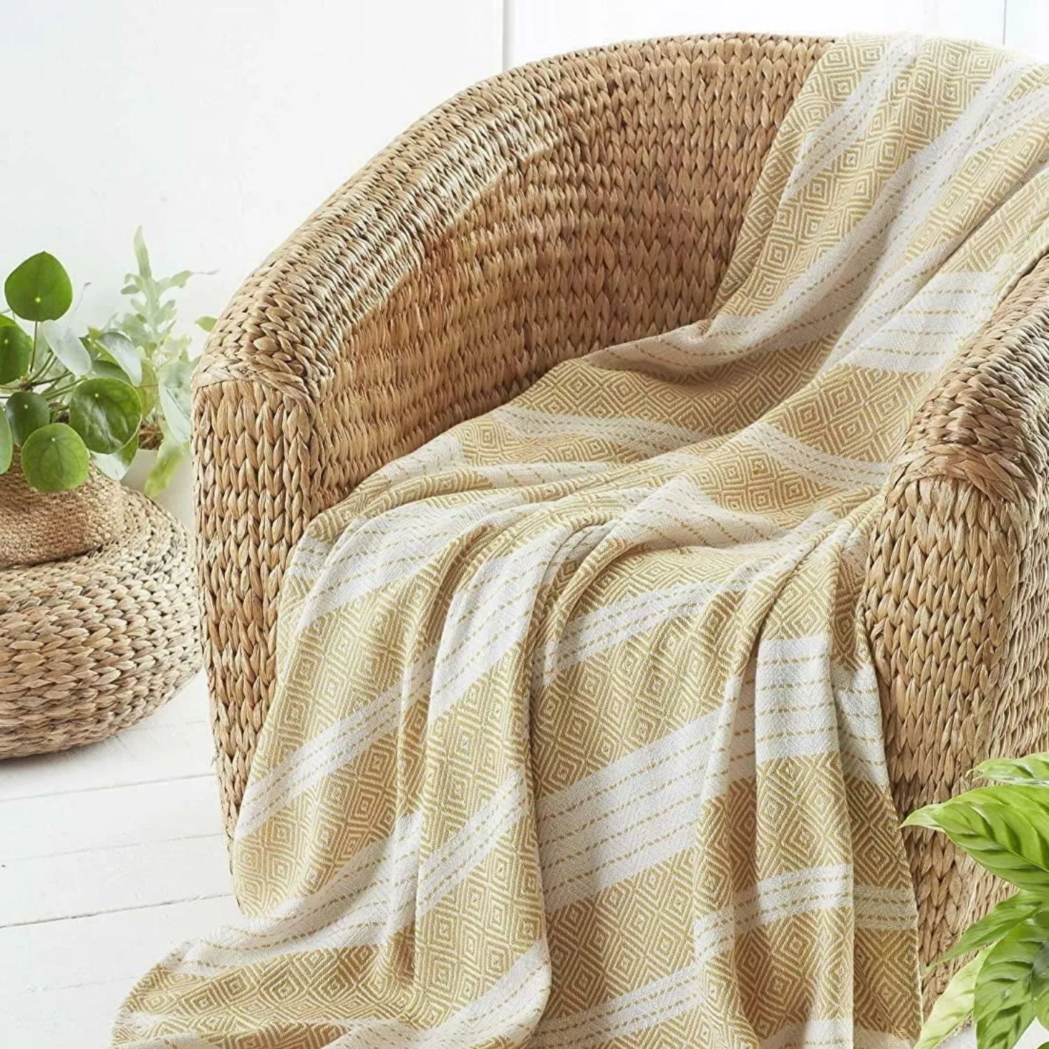 HomeSpace Direct Diamond Throw in Yellow