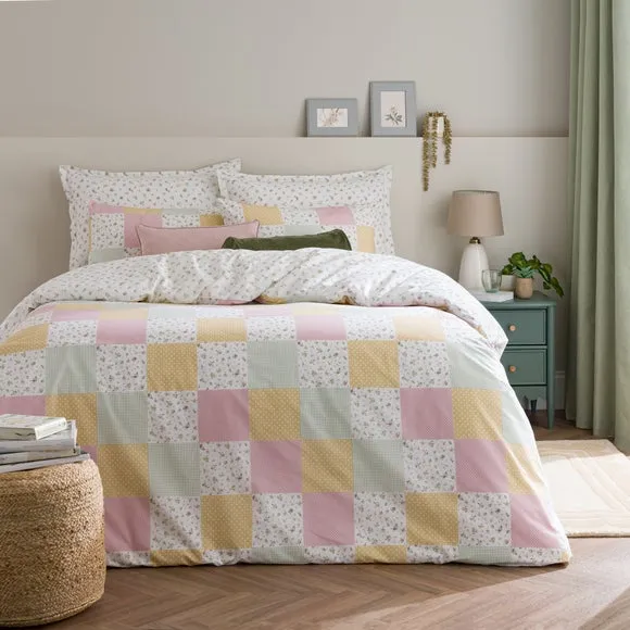 Ditsy Patchwork Duvet Cover and Pillowcase Set 1