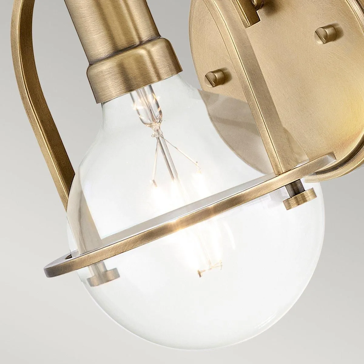 Netlighting Hinkley Somerset Wall Lamp Heritage Brass in Yellow 3