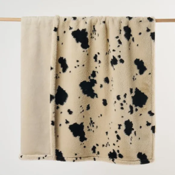 Cowhide Faux Fur Throw Blanket, 130cm x 180cm 3