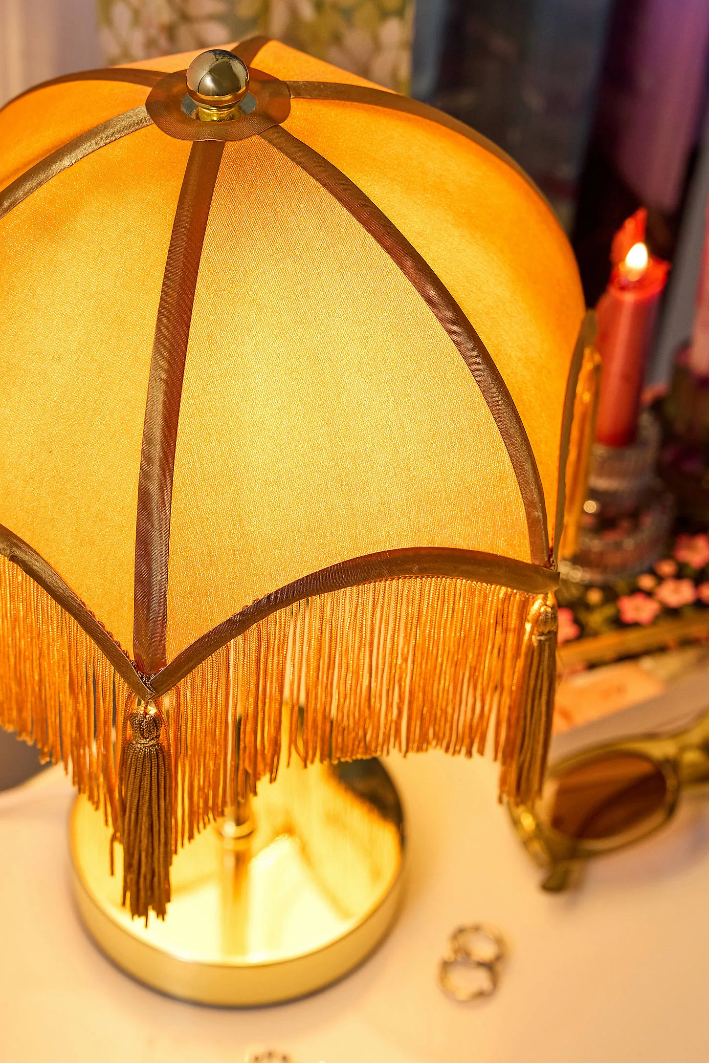 Love Tassel Table Lamp - Light Yellow 4