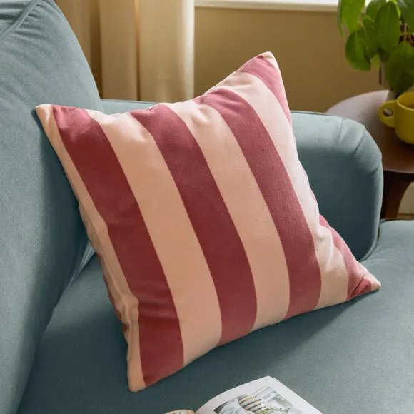 Furn The Ultimate Stripe Jacquard Cushion Raspberry Smoothie 45 X 45Cm, Pink