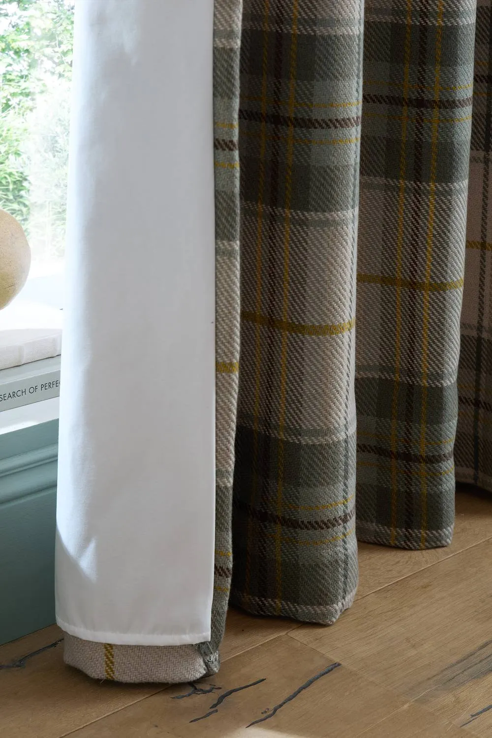Catherine Lansfield 'Brushed Woven Glencoe Check' Thermal Eyelet Curtains in Green 5