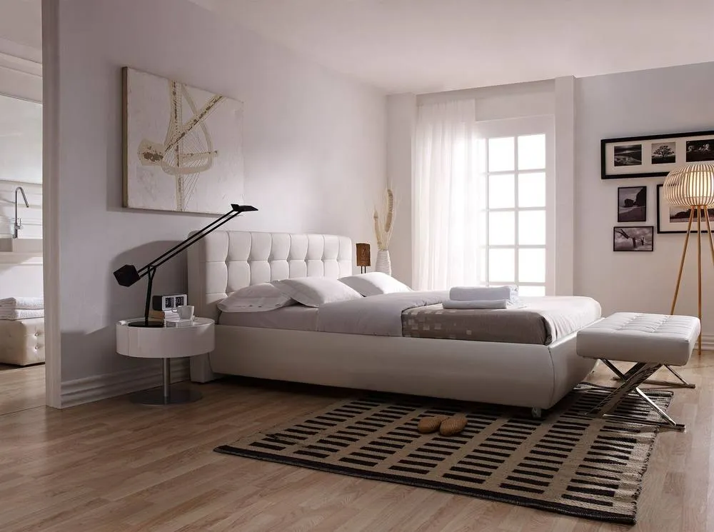 Angel Cerda White Leatherette Bench, Chrome Legs, 120x45x42 cm 6