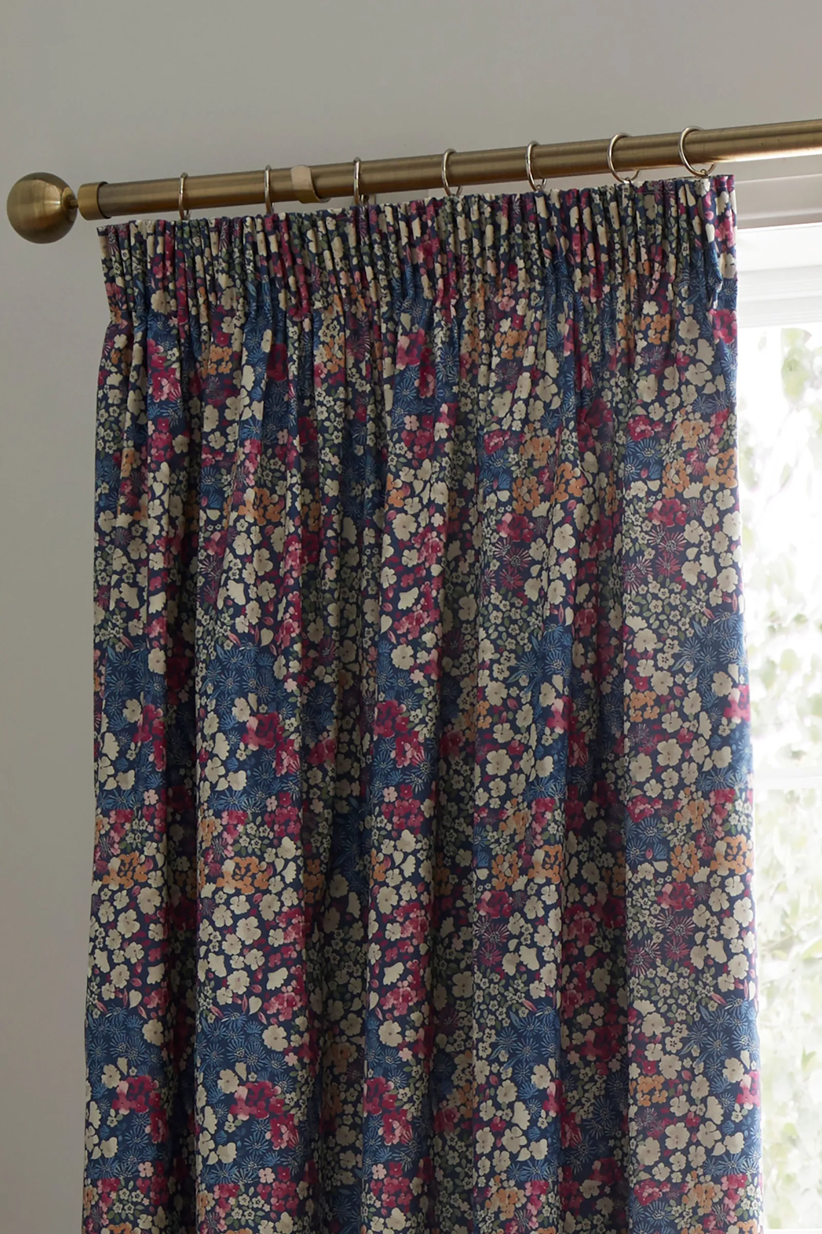 Dreams & Drapes 'Bessie' -Floral Print Lined Pair of Pencil Pleat Curtains With Tie-Backs in Navy 2