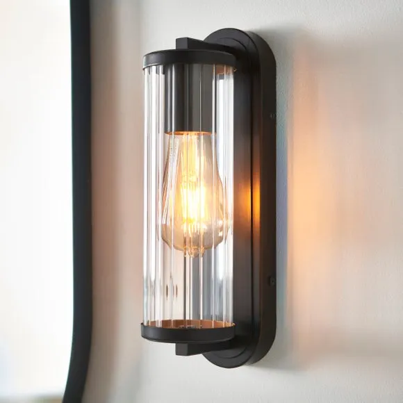 Alyn Bathroom Wall Light
