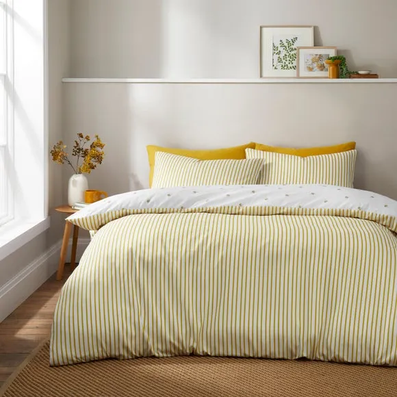 Printed Bee Duvet Cover & Pillowcase Set 3