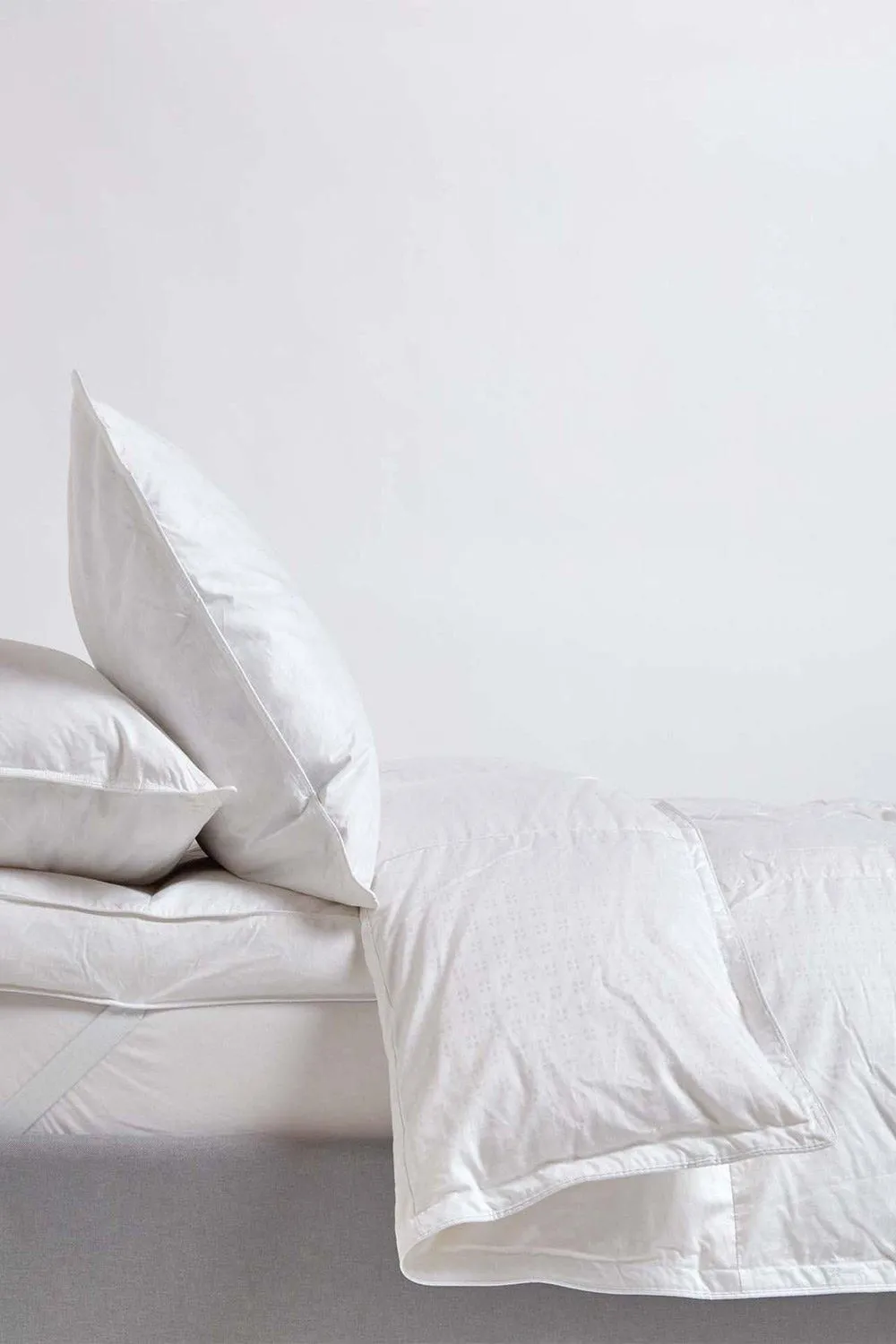 Homescapes Premium White Goose Down 10.5 Tog Autumn Duvet 3