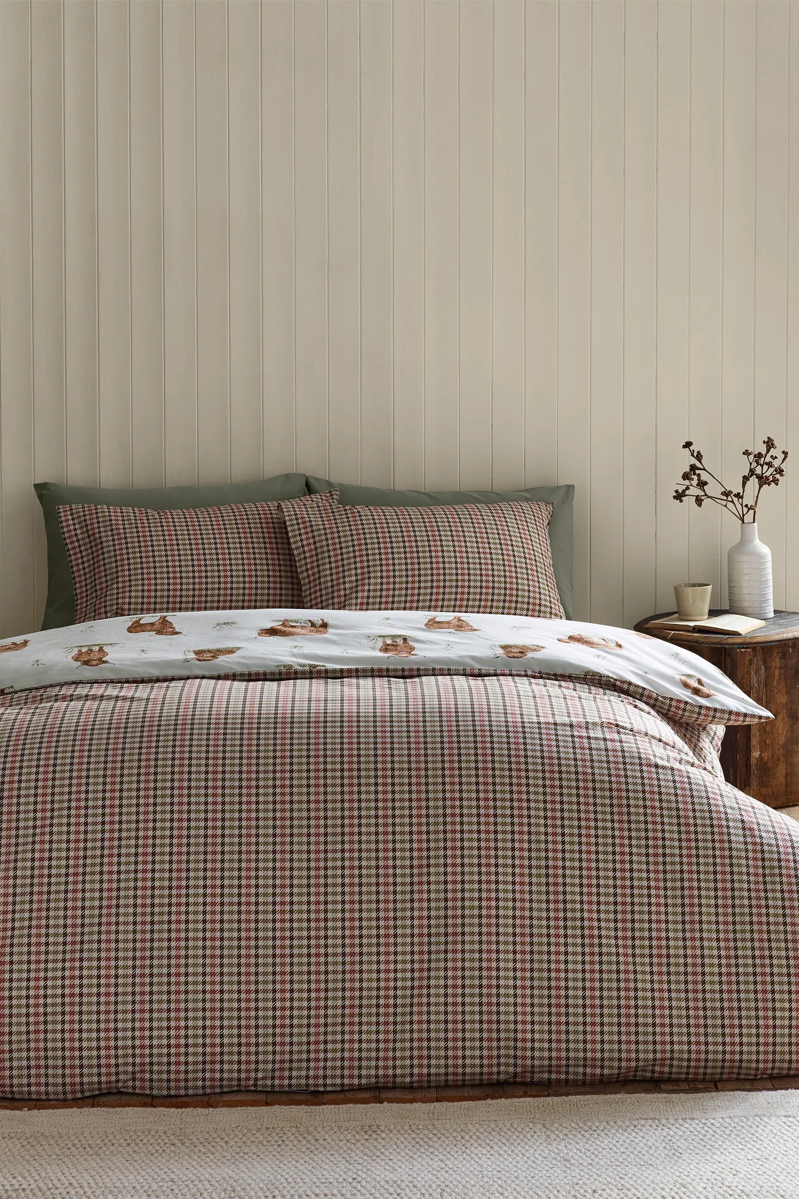 Catherine Lansfield 'Angus Highland Cow' Reversible Duvet Cover Set in Natural 2