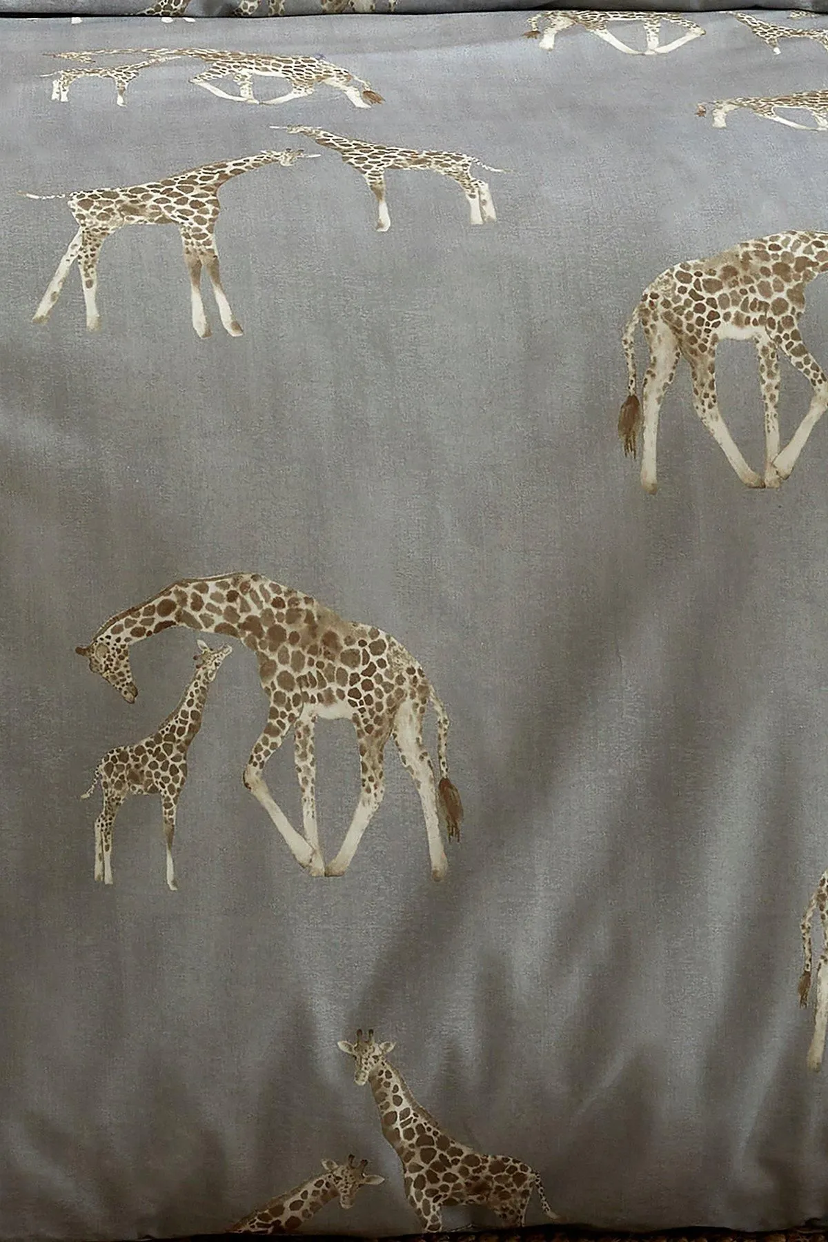 Fusion 'Milo Giraffe' Easy Care Reversible Duvet Cover Set in Grey 4