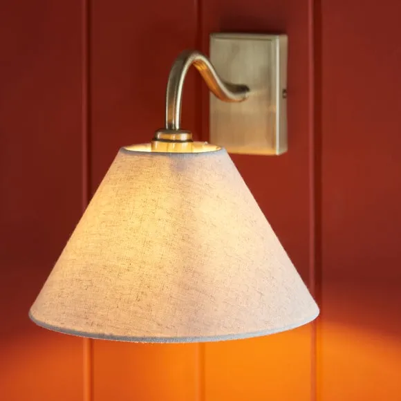 Vogue Kiera Country Wall Light 2