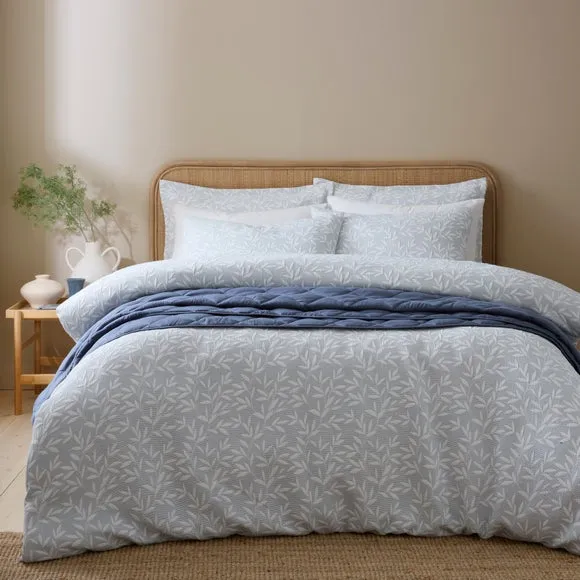 Ecton Leaf Jacquard Duvet Cover & Pillowcase Set 2