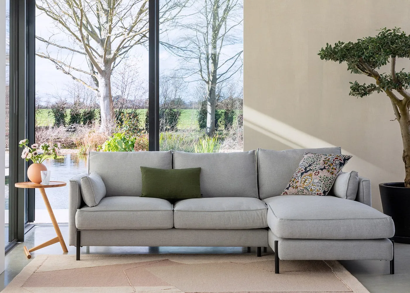 Heal's Tortona Right Hand Facing 4 Seater Corner Chaise Brushed Cotton Pine Black Feet 3