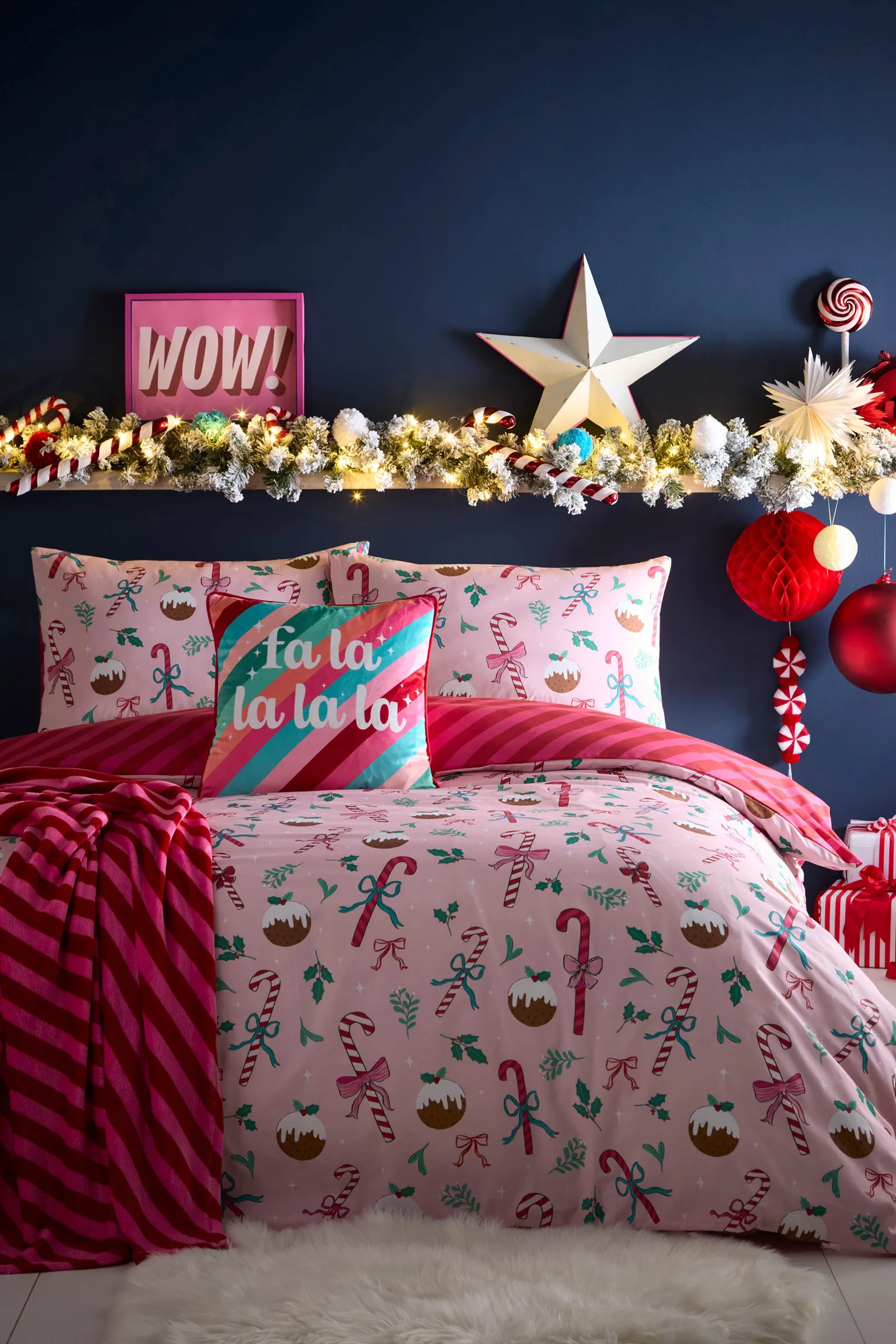 Fusion 'Festive Fancy ' Festive Print Duvet Cover Set in Pink 4