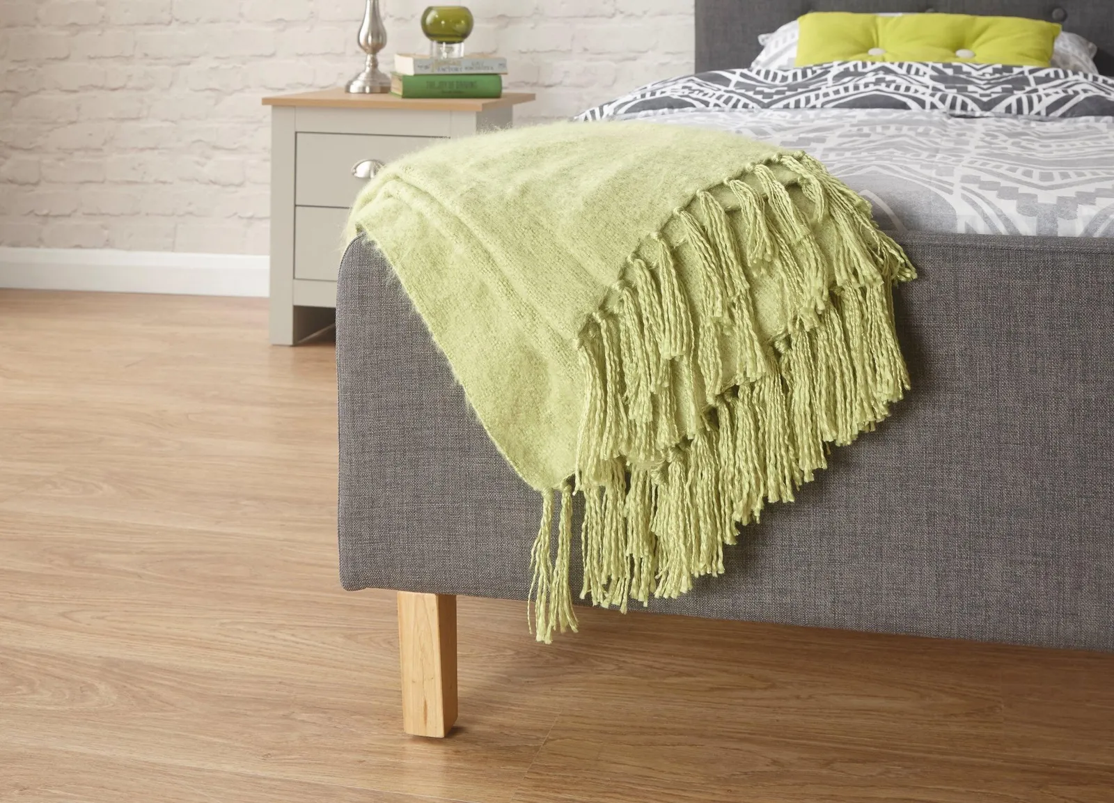 GFW Ashbourne Bed in Grey 5