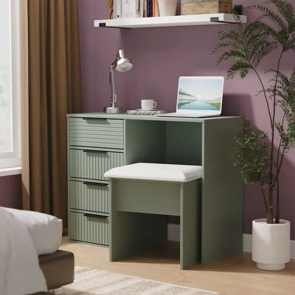 Harborne 4 Drawer Desk 1