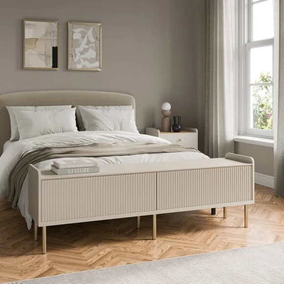 Georgi Blanket Box 1