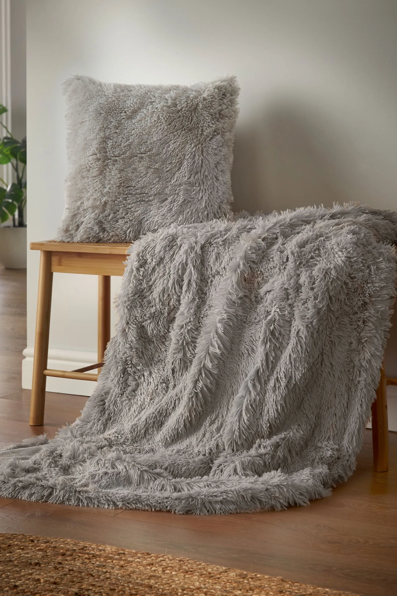 Catherine Lansfield 'Cuddly' Faux Fur Cushion in Silver 2
