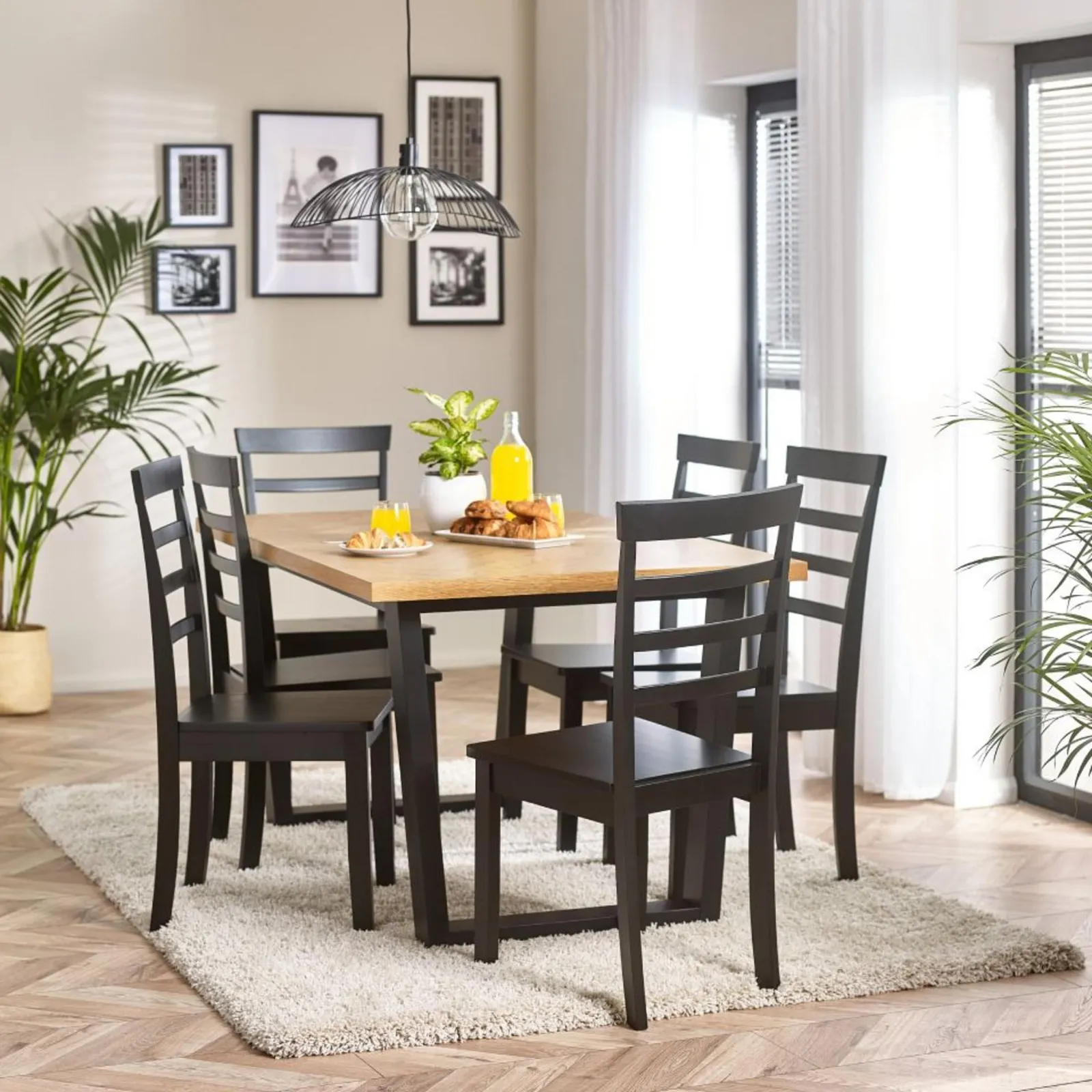 FurnitureboxUK Cotswold Rectangular 6-Seater Oak Coloured Wooden Dining Table With Black Wooden Legs in Light Oak 2