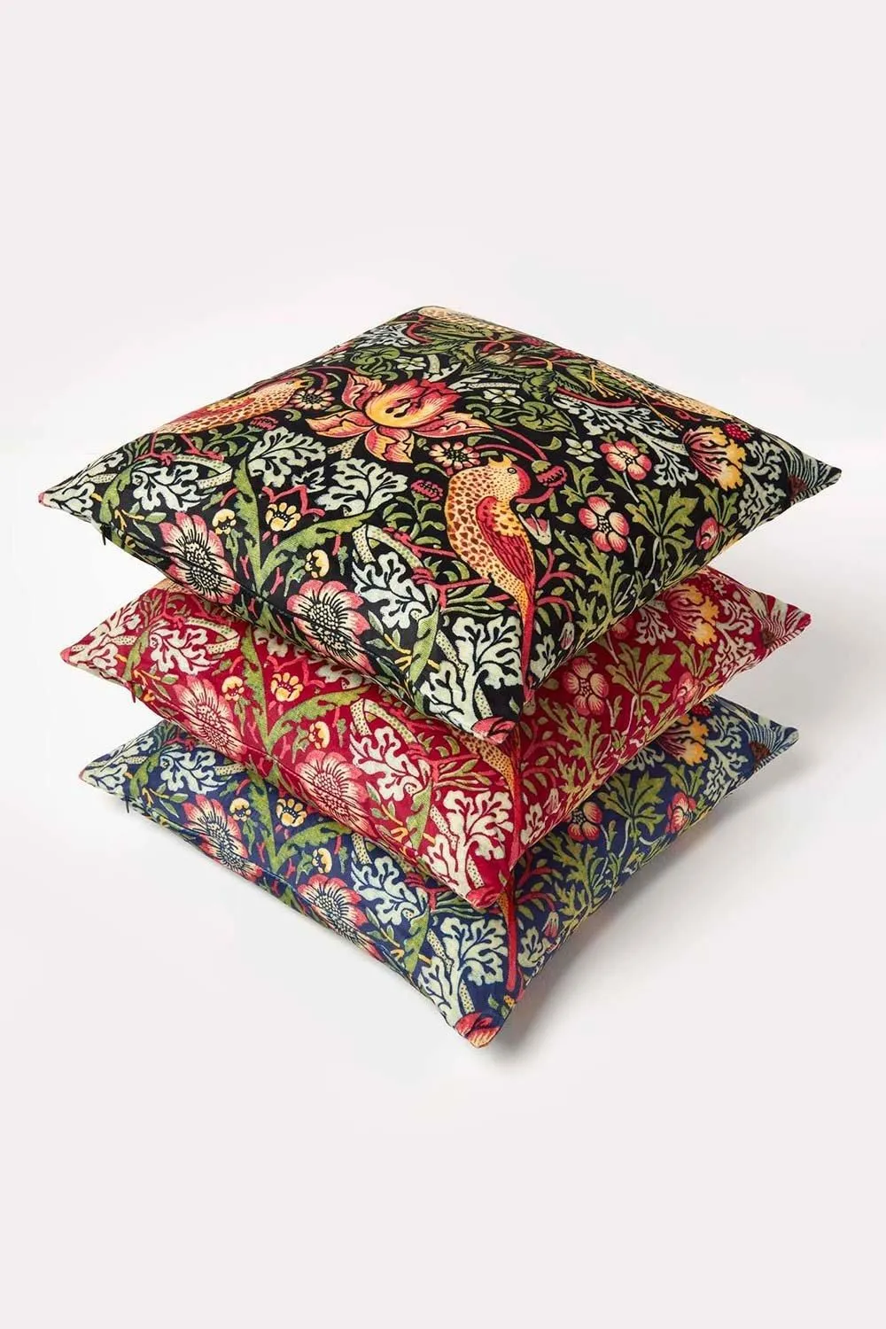 Homescapes William Morris Strawberry Thief Velvet Cushion in Navy 6