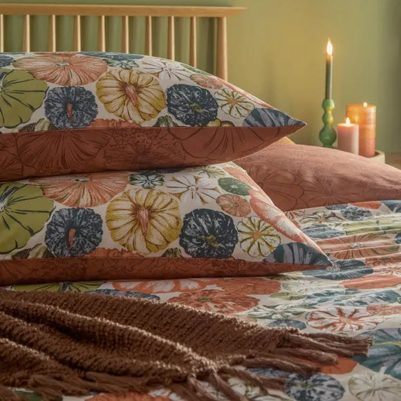 Furn. Picking Patch Reversible Duvet Cover and Pillowcase Set 3
