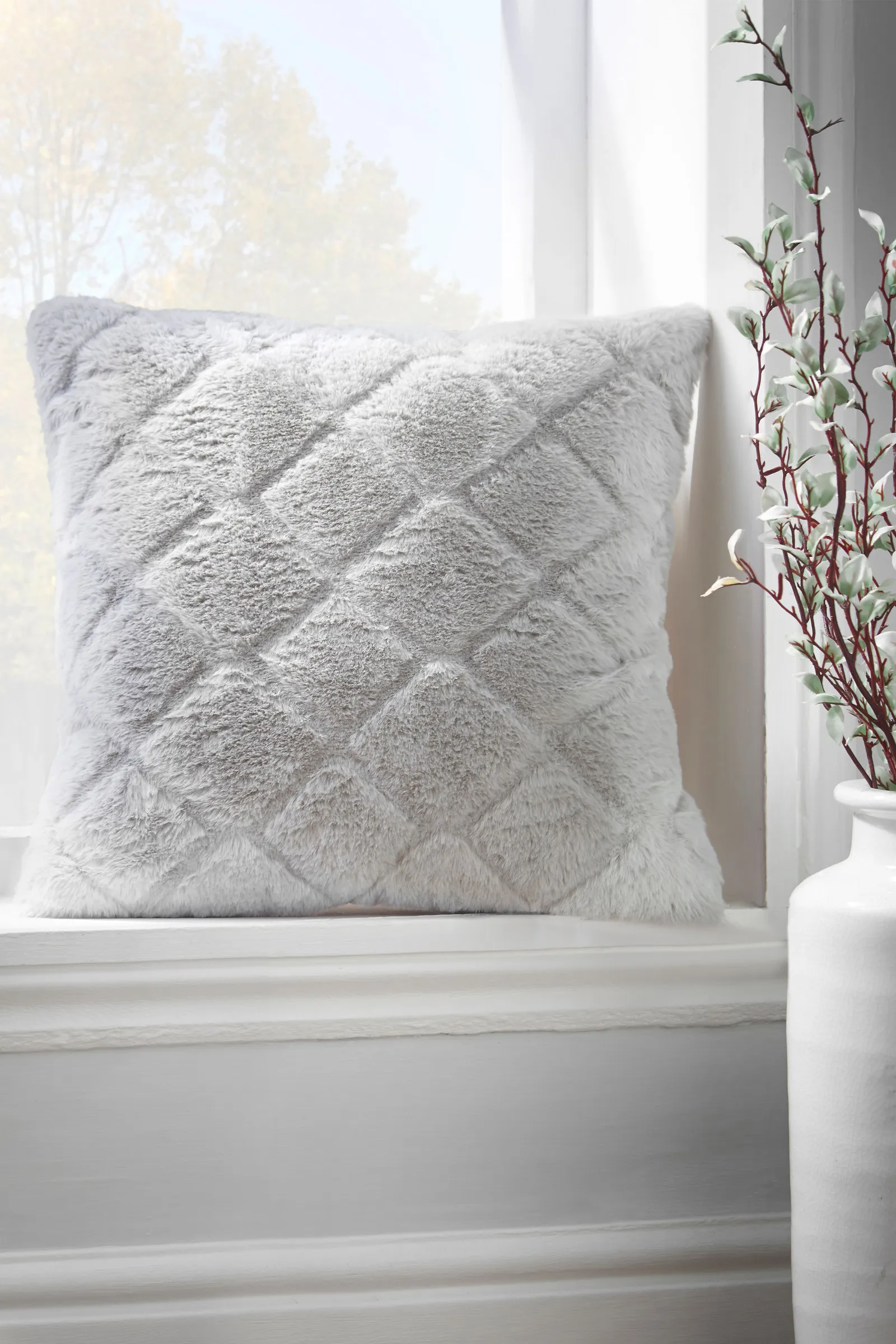 Catherine Lansfield 'Cosy Diamond' Cushion in Silver