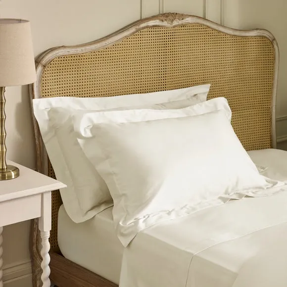 Dorma Luxe Egyptian Cotton Sateen Kingsize Oxford Pillowcase 1
