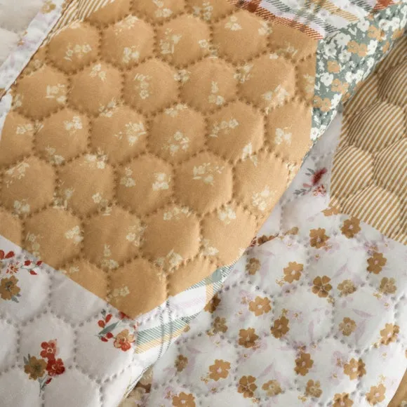 Catherine Lansfield Floral Patchwork Bedspread 3