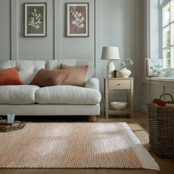 Tarn Chunky Wool Fringed Rug 1