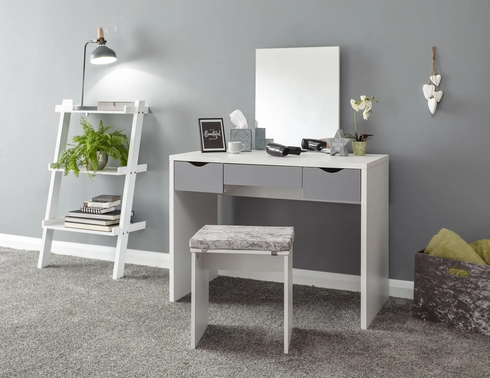 GFW Elizabeth Dressing Table Set in White