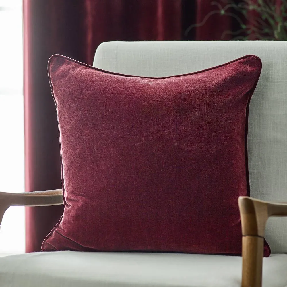Yard Heavy Chenille Woven Piped Cushion in Wine
