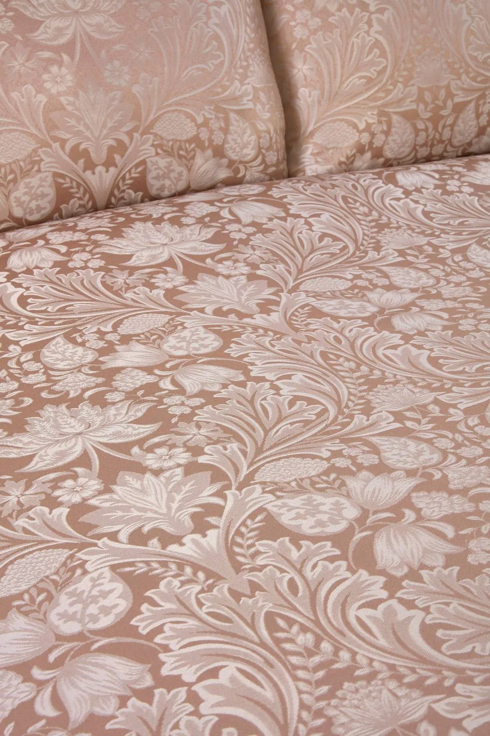 Rapport Home Damask Rose Luxury Duvet Cover Set with Pillowcase 2