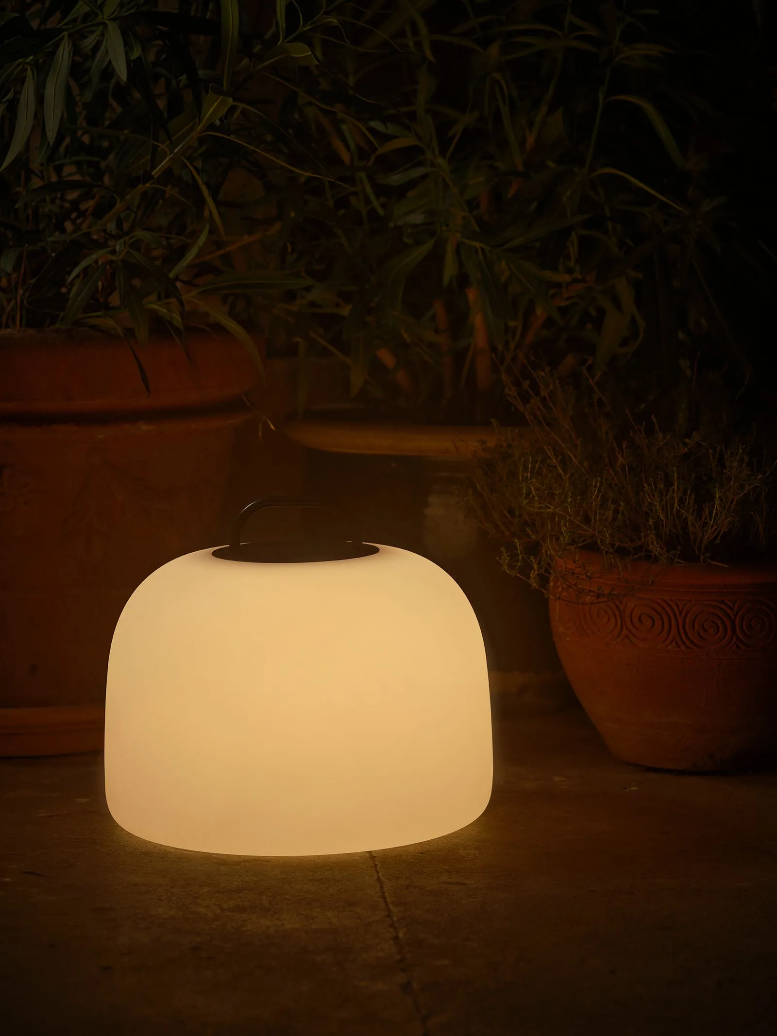 Nordlux Kettle Outdoor Portable Light White Black Garden LED IP65 3StepDim 4