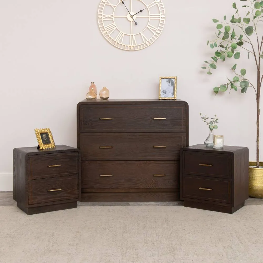 Melody Maison Chest of Drawers & Pair of Bedside Tables - Kingsley Range in Brown